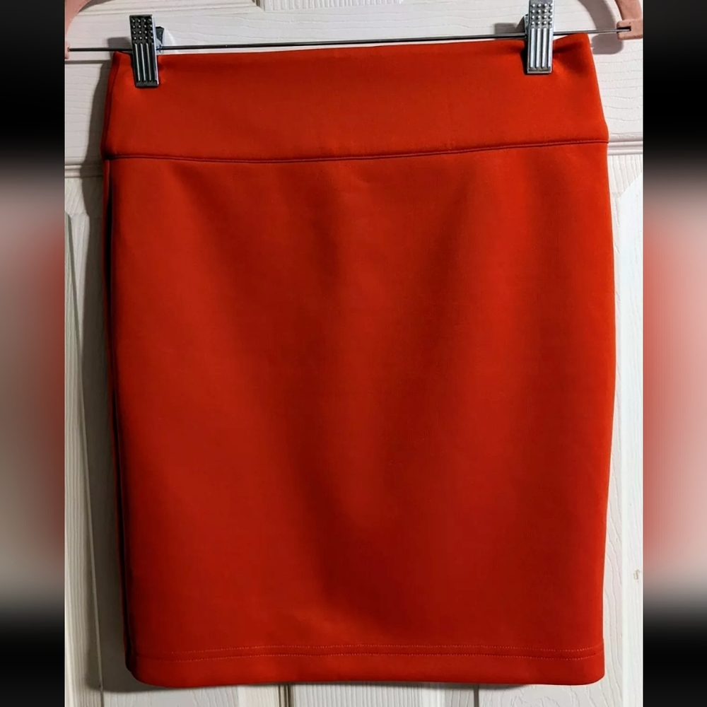 bebe Mini Skirt XS Orangish Red Stretchy Fitted Scuba Spring Y2K